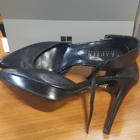Ralph Lauren pump - Picture 1 of 3
